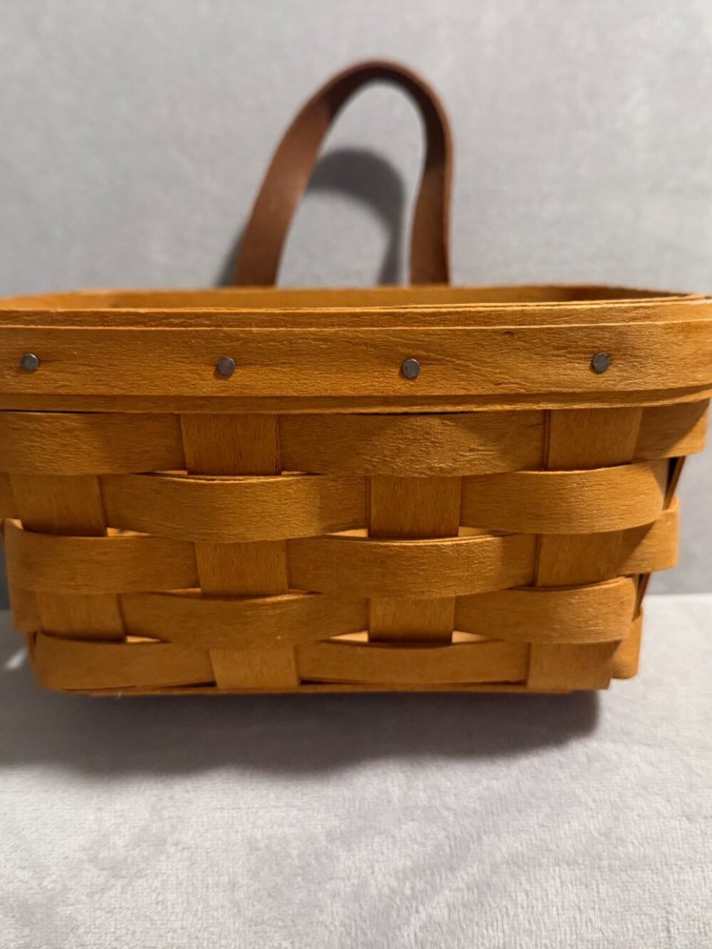 Loganberger Signed 1995 Handwoven Key Basket with Leather Handle